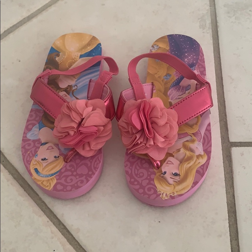 Flip flop princess girl